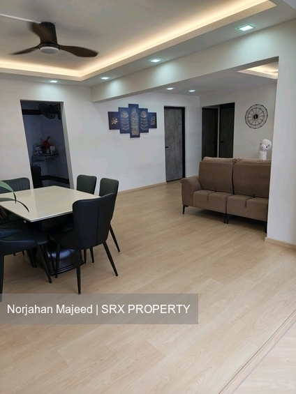 Blk 727 Jurong West Avenue 5 (Jurong West), HDB 5 Rooms #582631641